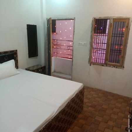 Shivaay Home Stay Varanasi Exterior photo