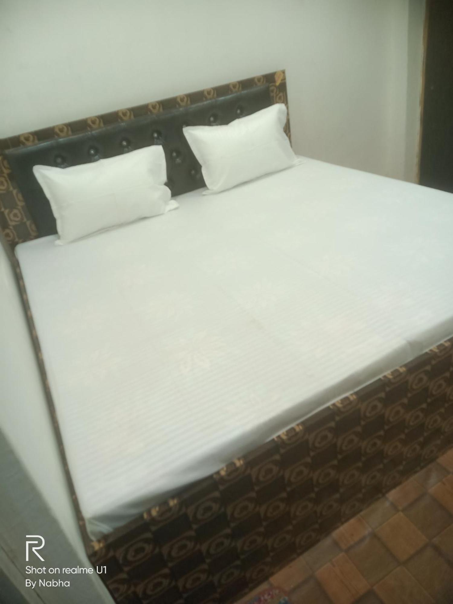 Shivaay Home Stay Varanasi Exterior photo